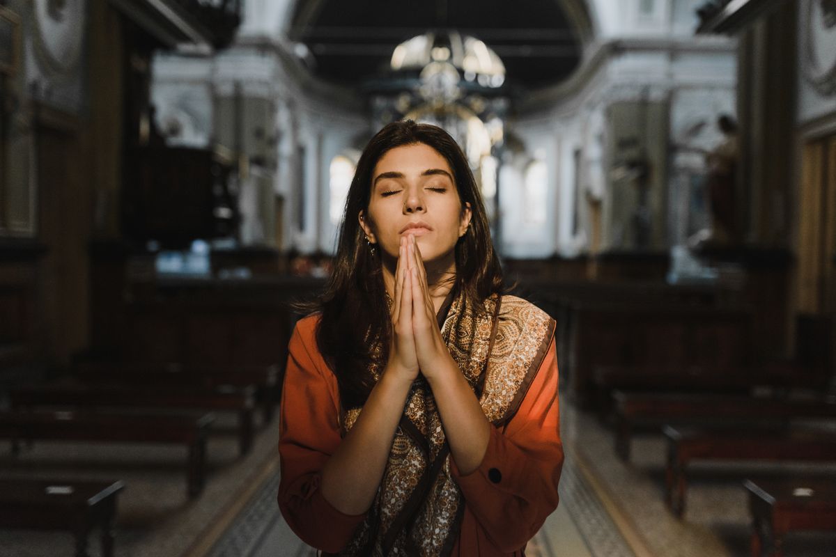 Gayatri mantra : paroles, sens et prononciation - Comment prononcer le Gayatri mantra correctement ?