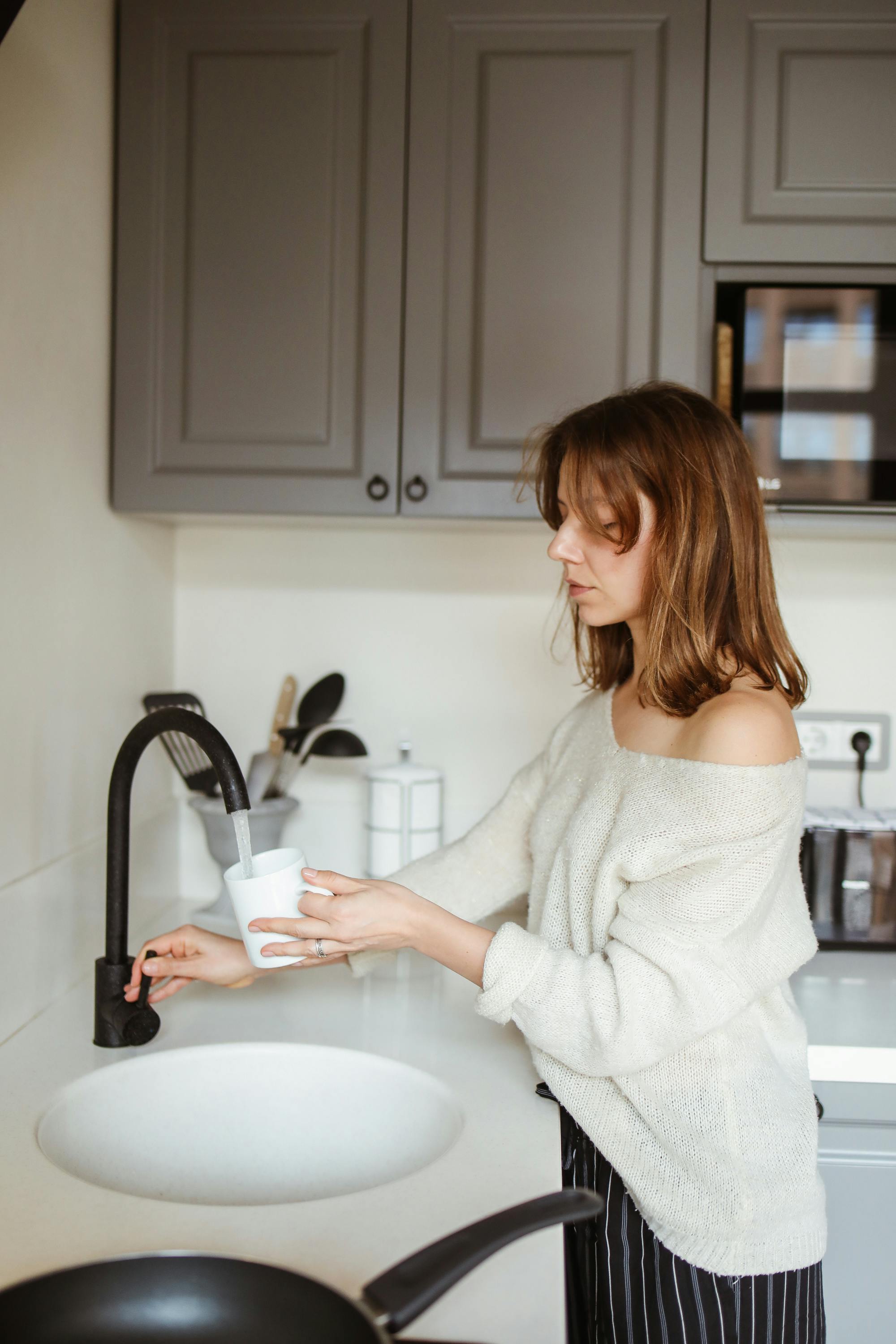 Perfecting Your Kitchen Routine: Tips and Tricks with the MQ7000X