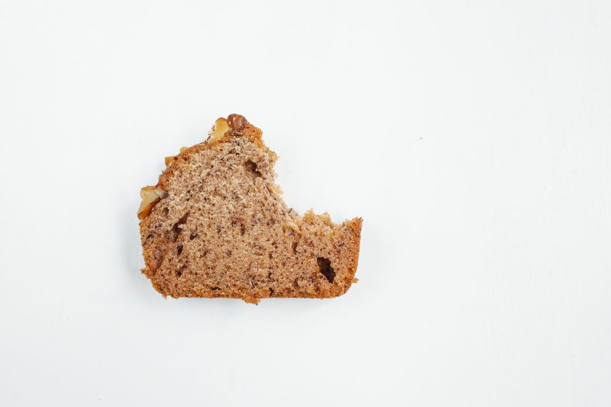 What Is Banana Biscoff Cake?