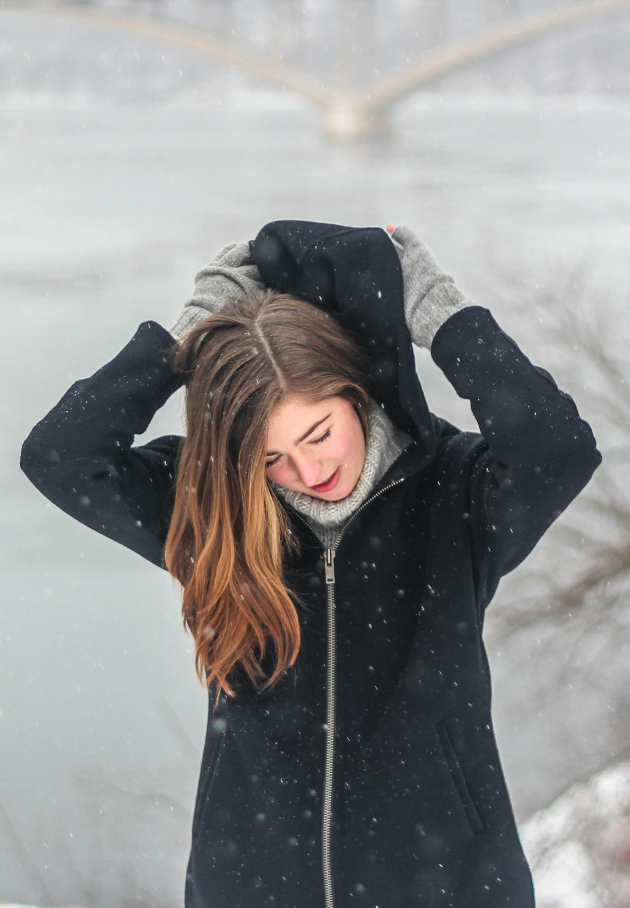 Winter Clothing Photos, Download The BEST Free Winter Clothing Stock Photos  & HD Images