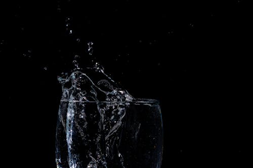 H2O, 검은색 배경, 깨끗한의 무료 스톡 사진