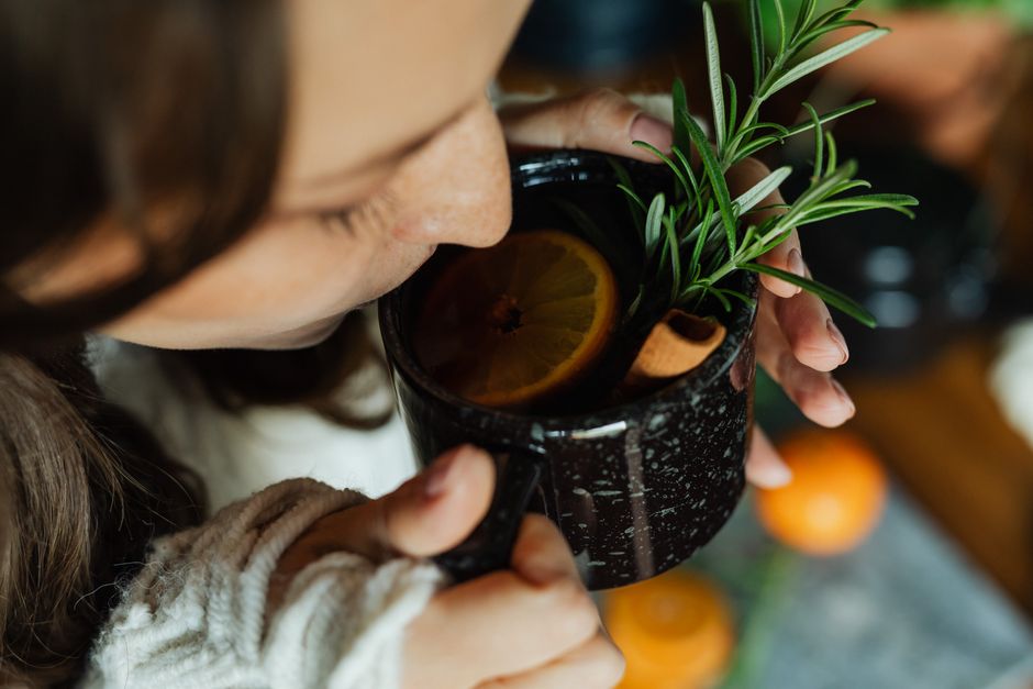 Transformă-ți Toamna cu Aroma Autentică a Vinetei Pe Sobă