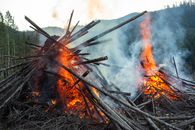 Burning Woods on Fire