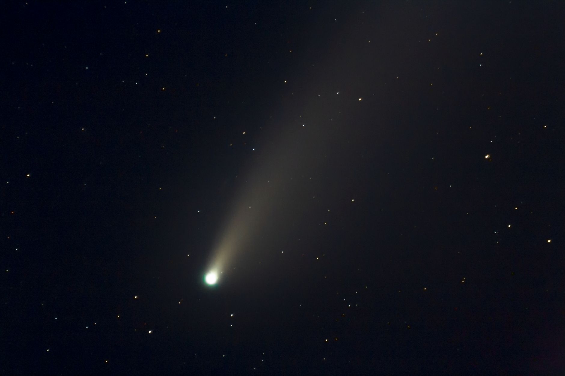 NASA amână planul pentru poarta lunară, o cometă își inversează rotația și alte știri științifice importante