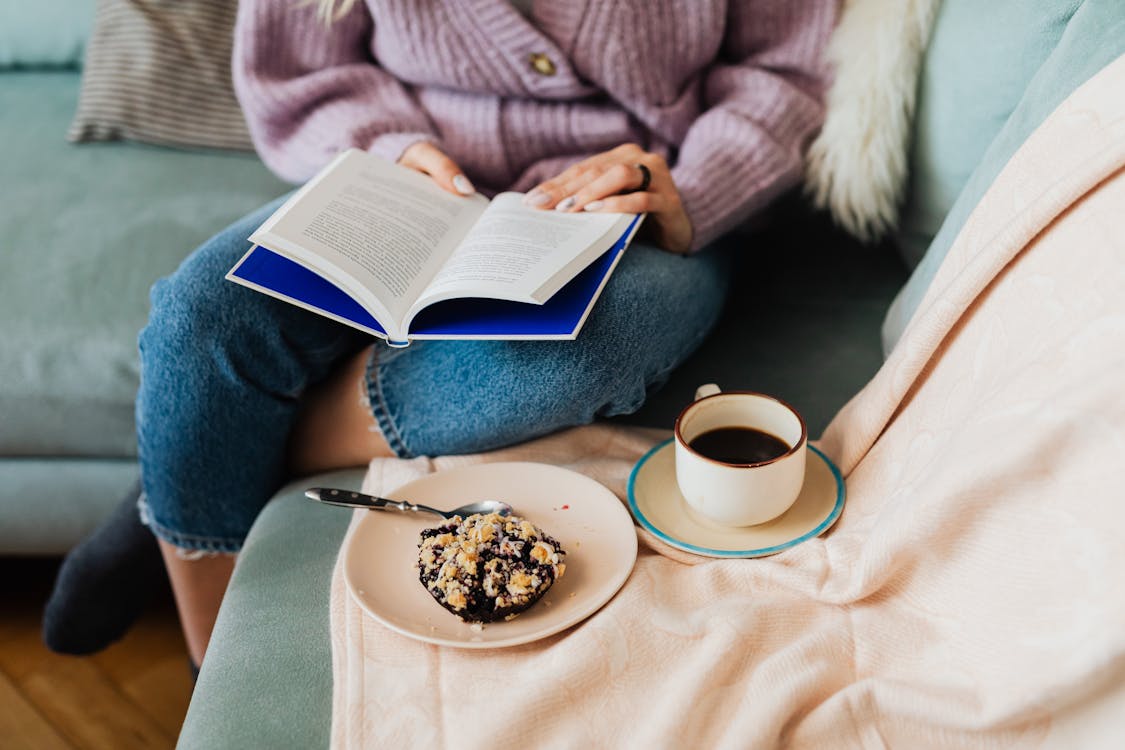 woman reading one of starseed books