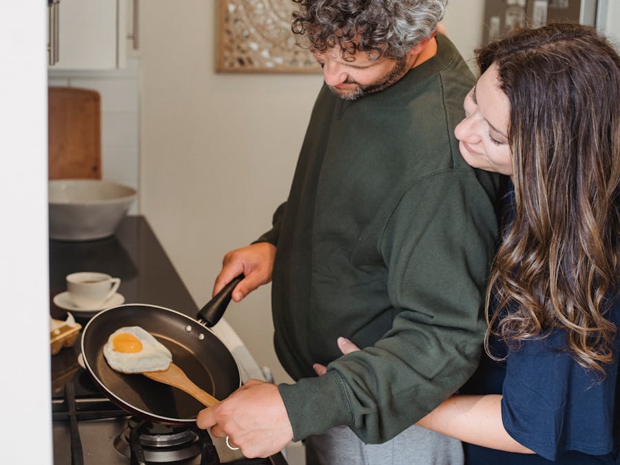 What are the 5 signs of a healthy relationship?