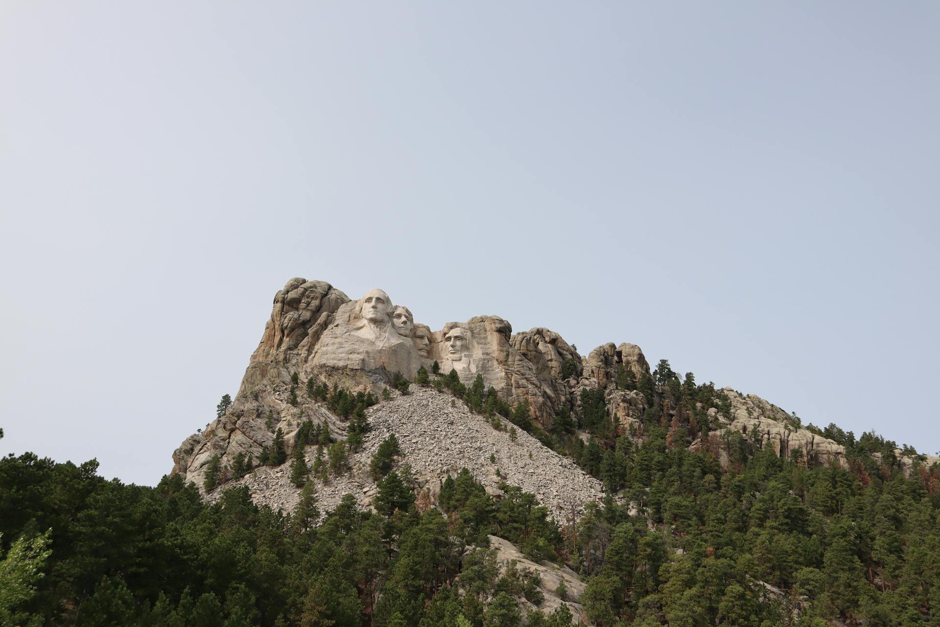 Sculpture of Four USA Presidents on Top of Mount Rushmore