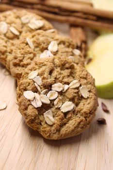 Instant Oatmeal Apple & Cinnamon Publix