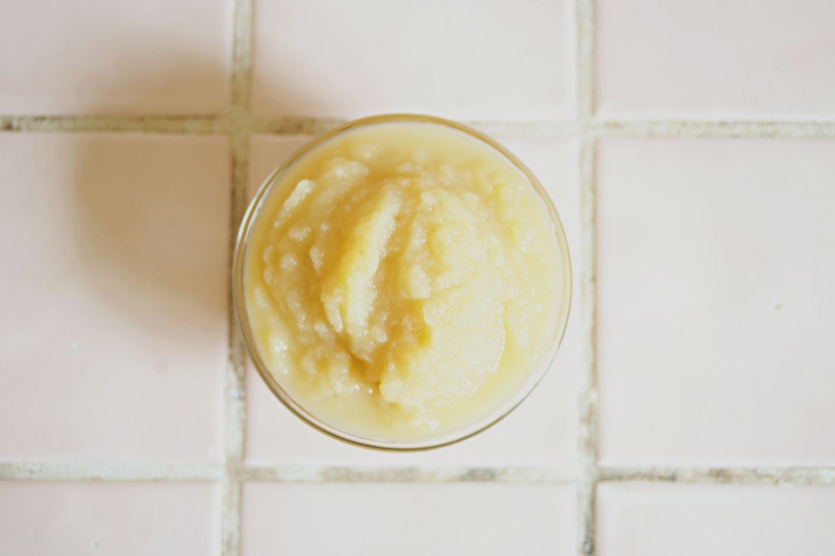 Smooth puréed food in a glass bowl
