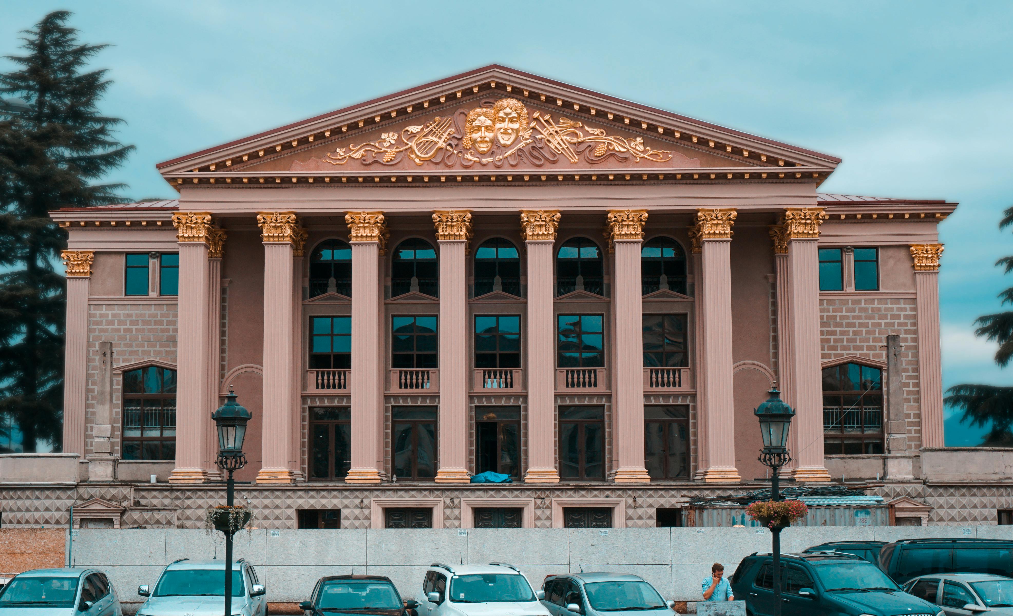 Ücretsiz açık hava, ağaçlar, altın detaylar içeren Ücretsiz stok fotoğraf Stok Fotoğraflar