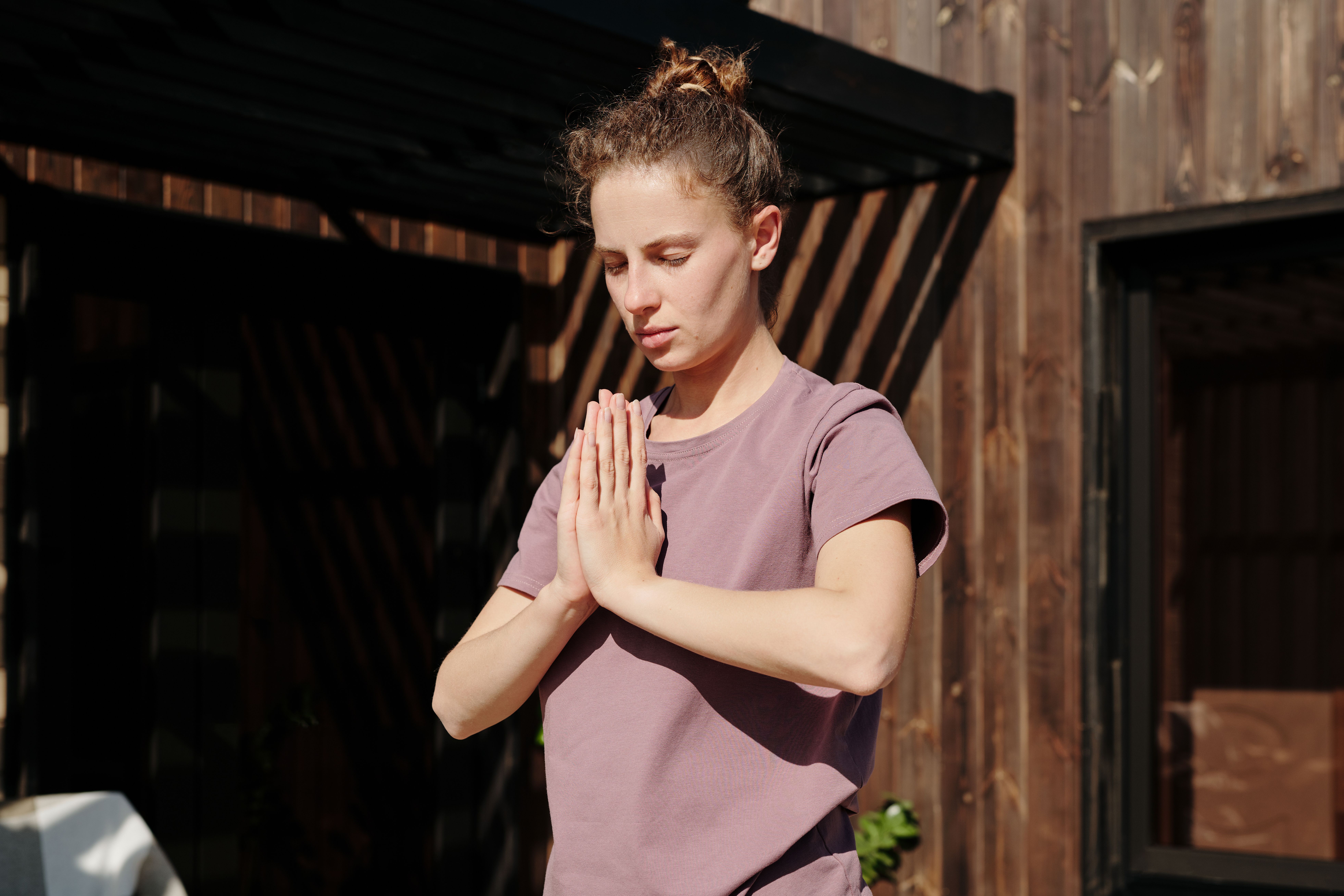 Achieving emotional balance through mindfulness as part of a holistic approach to conflict resolution for addiction treatment.