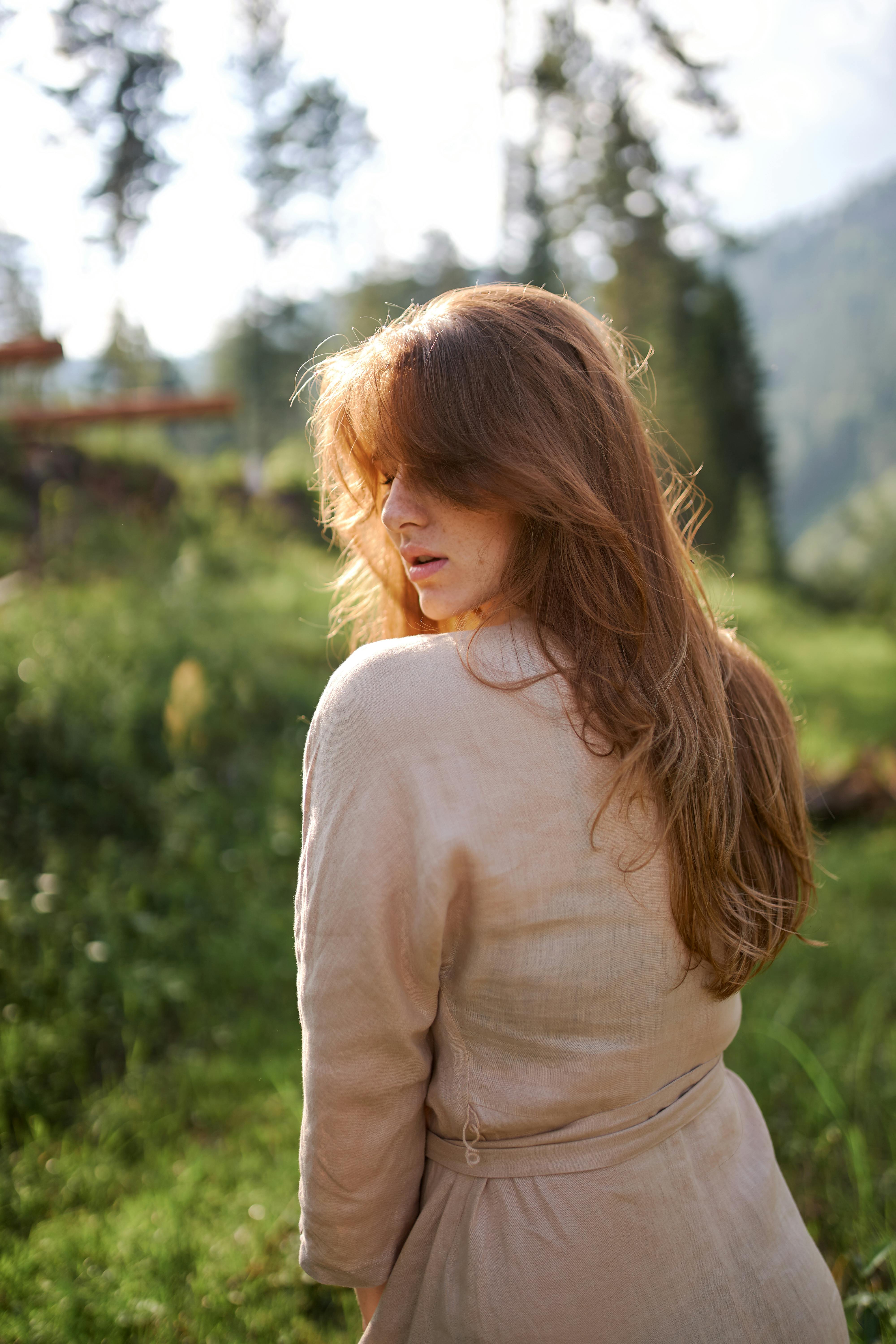 Lowlights with light brown hairs