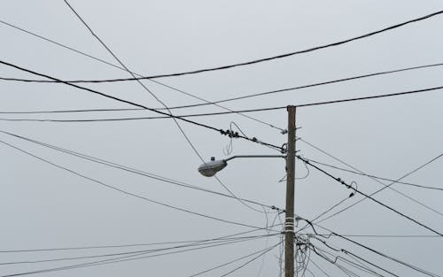 Grijze Elektrische Post Met Licht