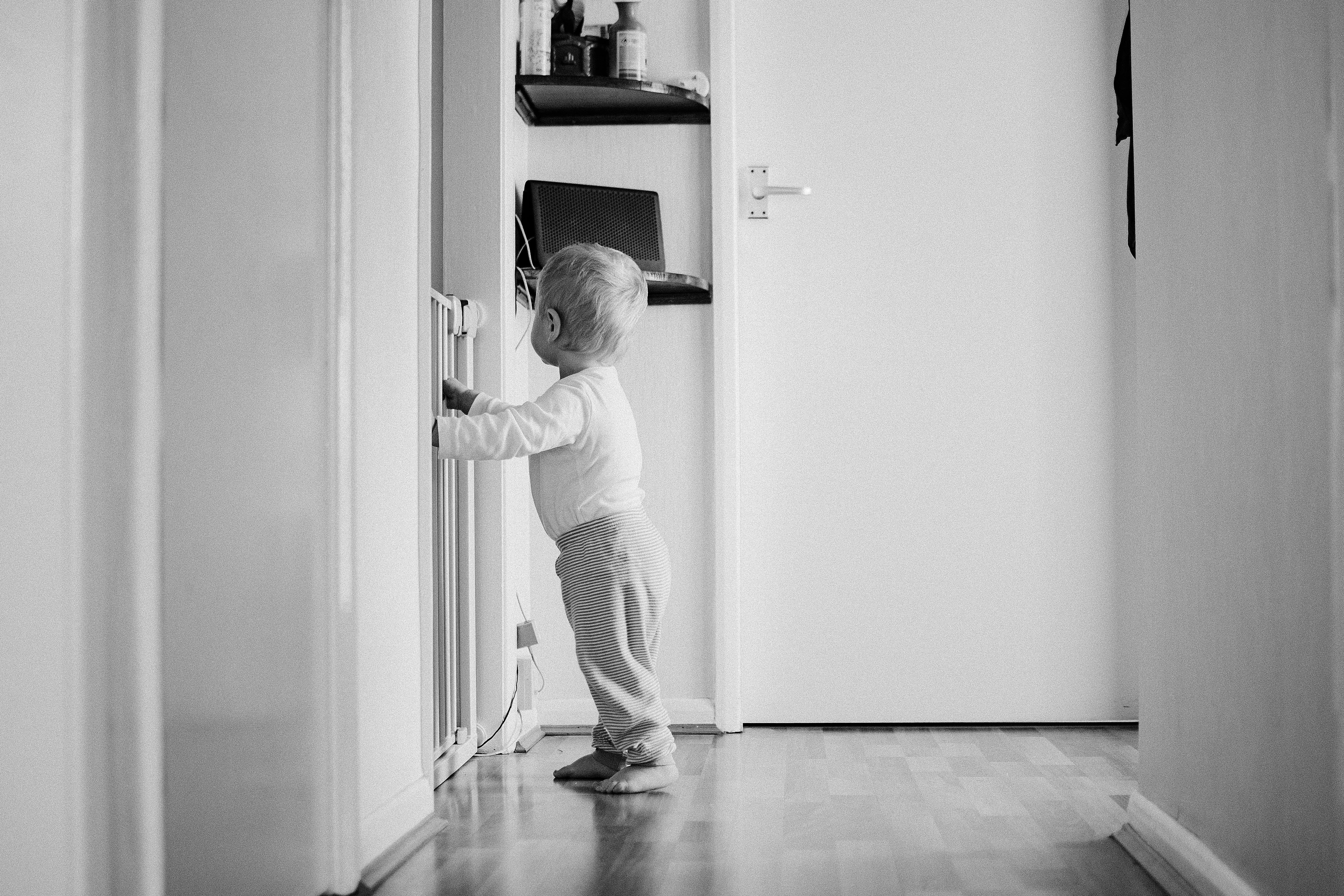 The Discovery of Tiny Black Holes