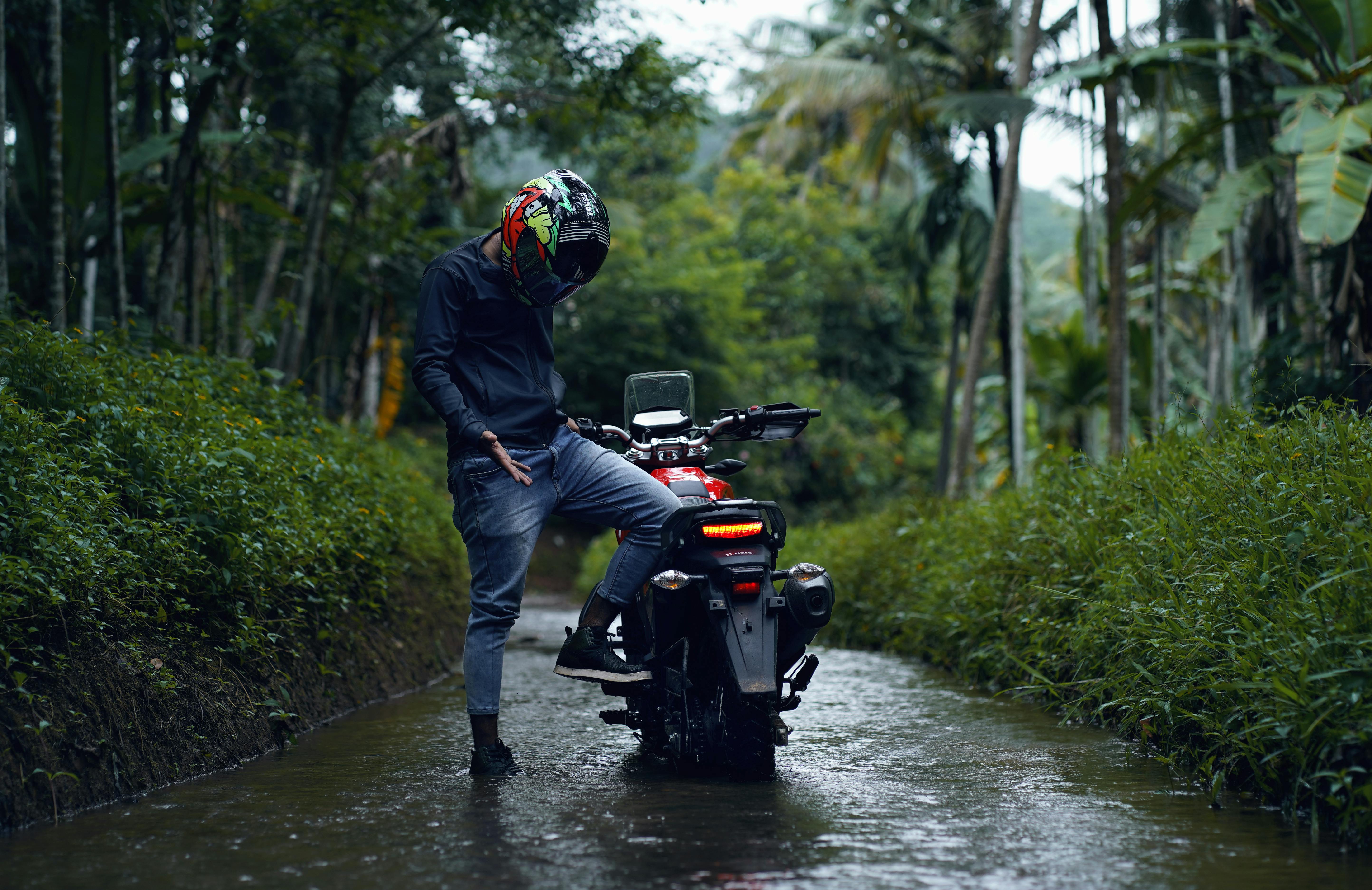 Hutan Hujan Tropis yang Menantang