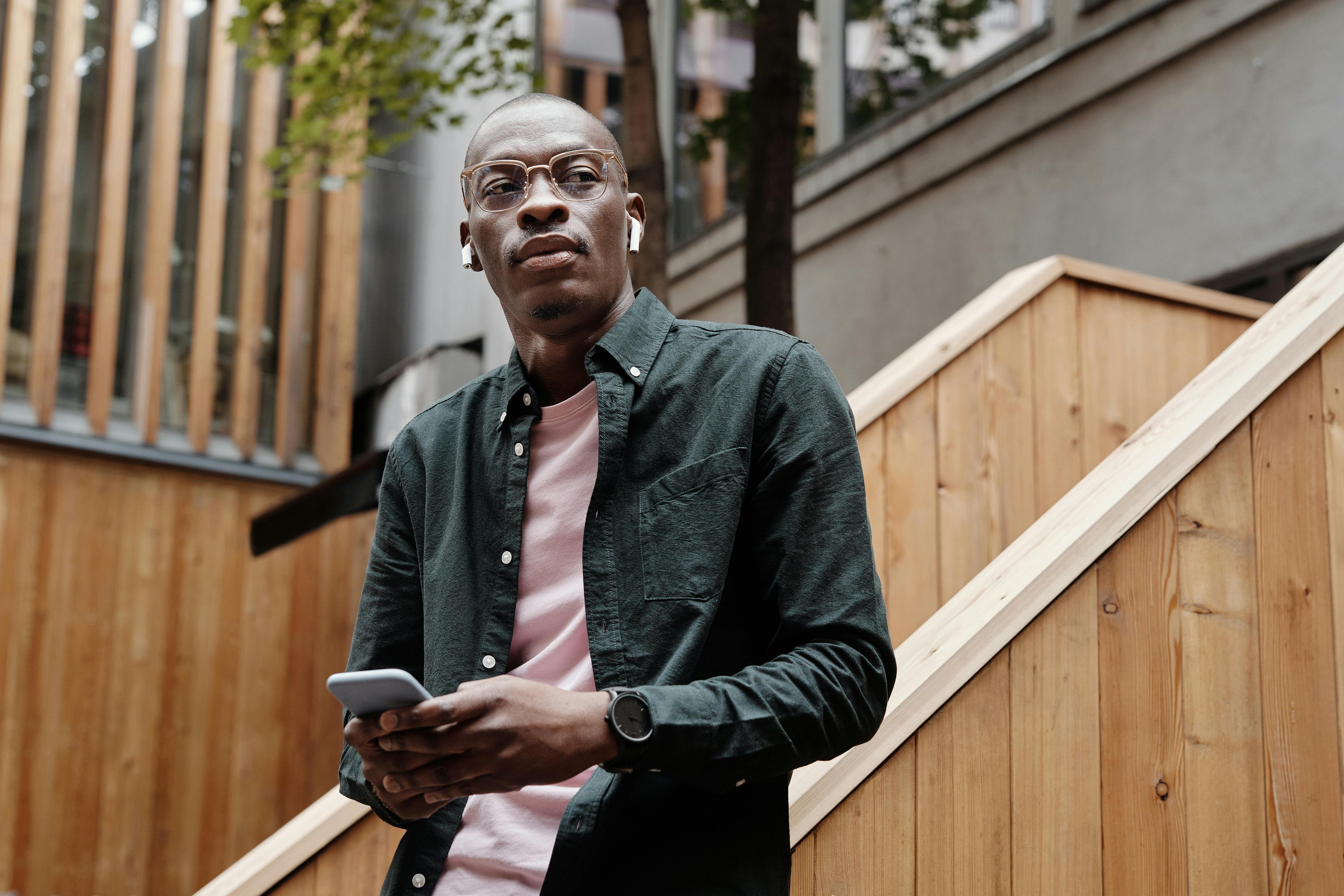 How to Use Networking Tactics to Build an Irresistible Dating Life (2026)