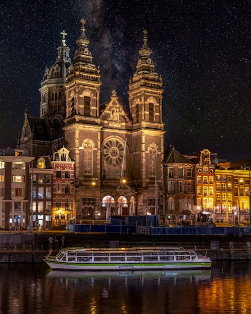 bezplatná Základová fotografie zdarma na téma Amsterdam, architektura, bazilika Základová fotografie