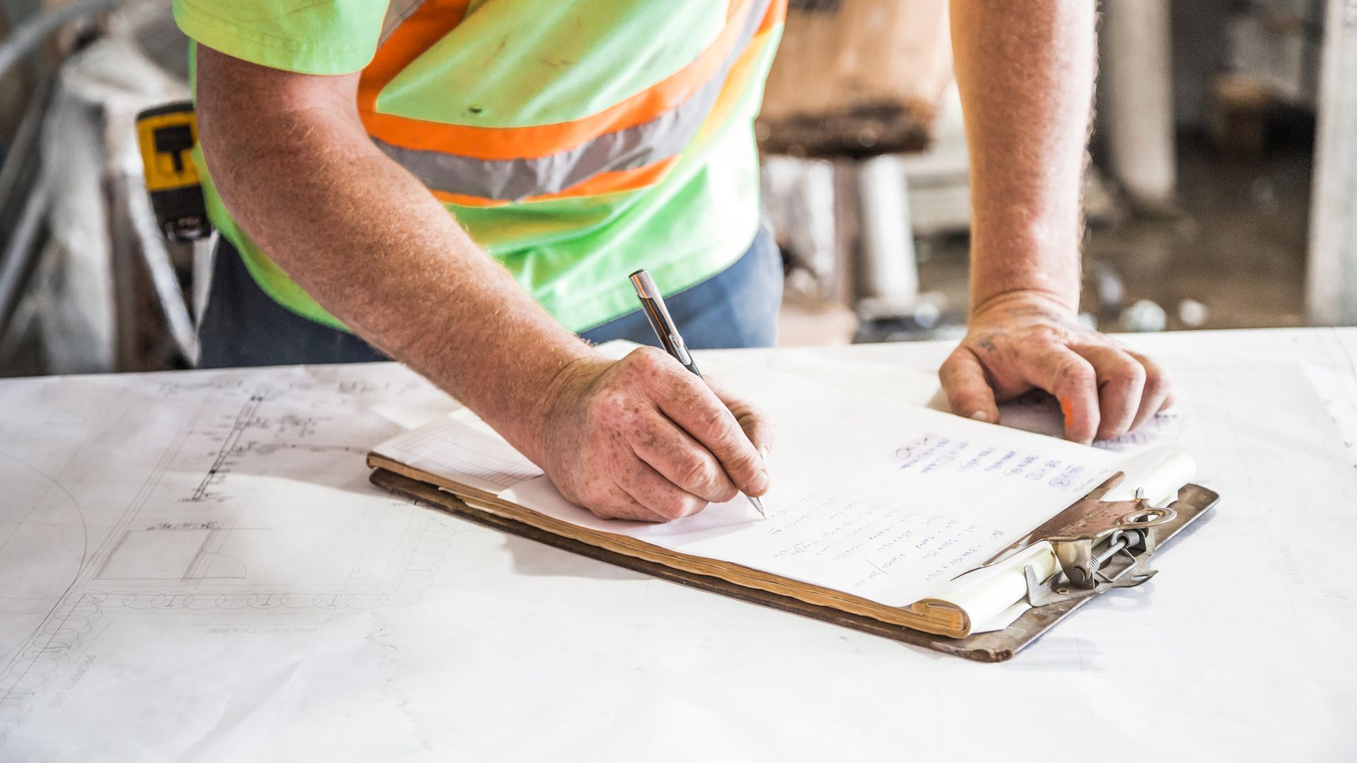 Waterproofing Quotes: What Should Be in Writing — illustrasjonsbilde