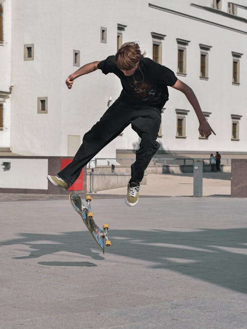 Δωρεάν στοκ φωτογραφιών με skateboard, skateboarding, stunt