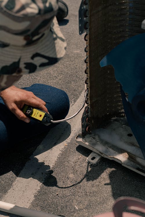 heating cooling system technician professional service repair