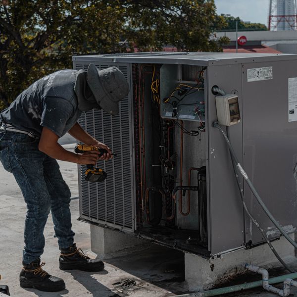 Meet Our NADCA-Certified Air Duct Cleaning Technicians Atlanta | Pure Air Atlanta 5 Arlo Tanner - Commercial Duct Cleaning Technician Atlanta