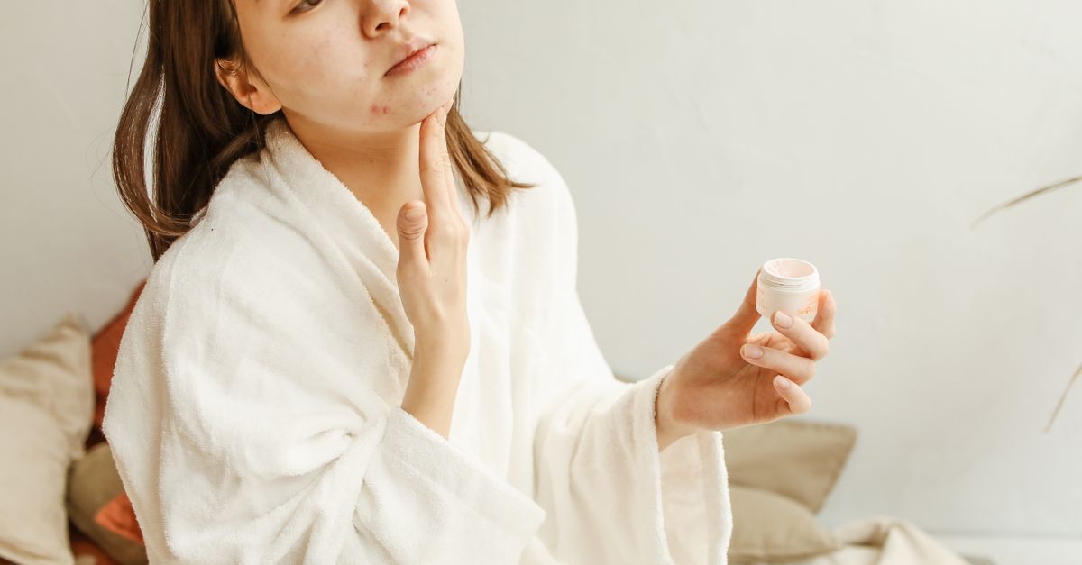 20s Skin Care Routine for Acne