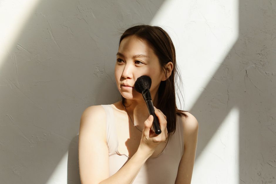 아침 얼굴 붓기 가라앉히는 7가지 방법과 원리