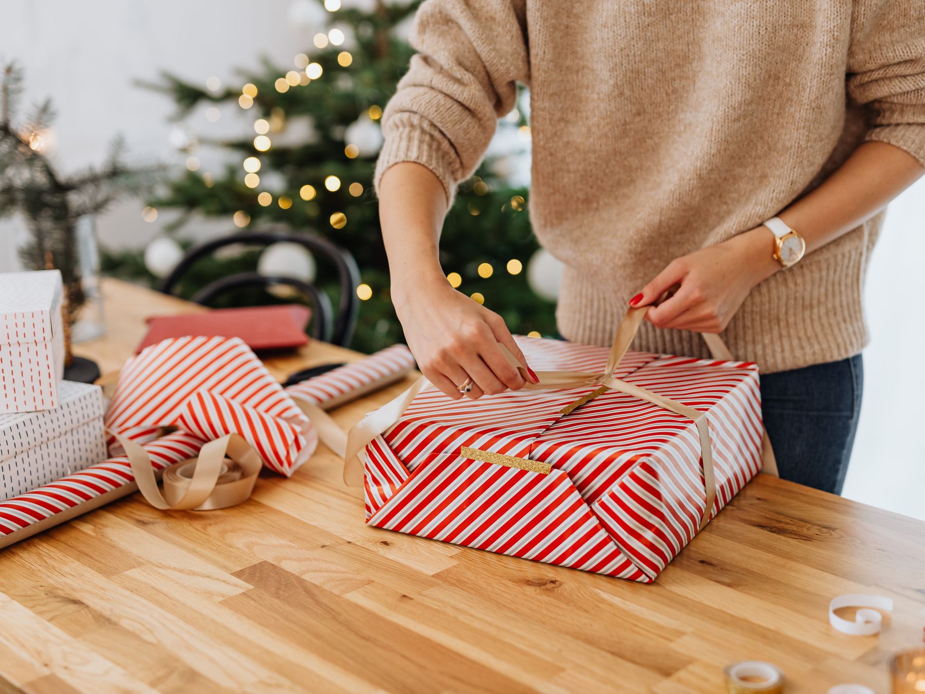 Ventnor — professional packers wrapping and boxing belongings