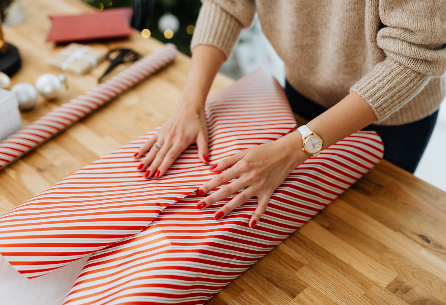 Stow — professional packers wrapping and boxing belongings