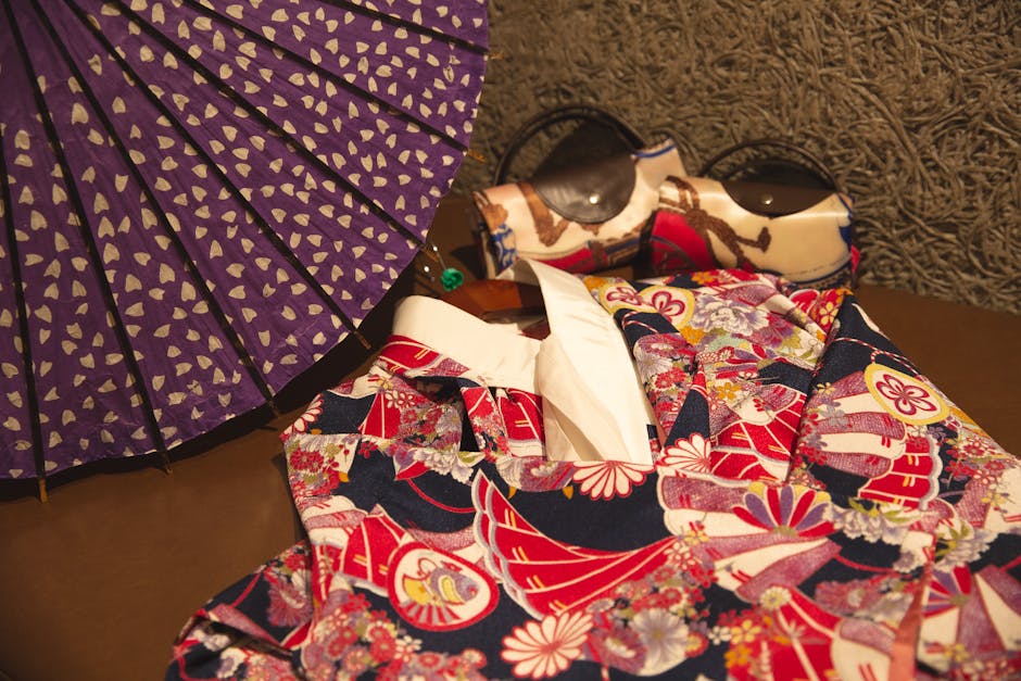 ## Role of Colors, Patterns, and Materials in Flattering Outfits