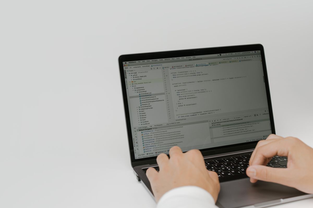 IA et logiciels d'entreprise : la fin des solutions standardisées
