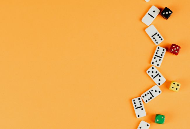 Online Casino: Spielautomaten und Live-Spiele im Überblick