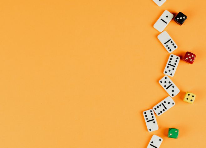 Online Casino: Spielautomaten und Live-Spiele im Überblick