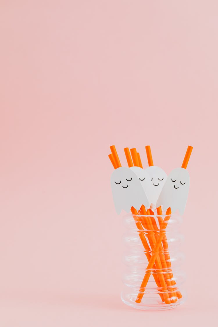 Cute Ghosts On Drinking Straws