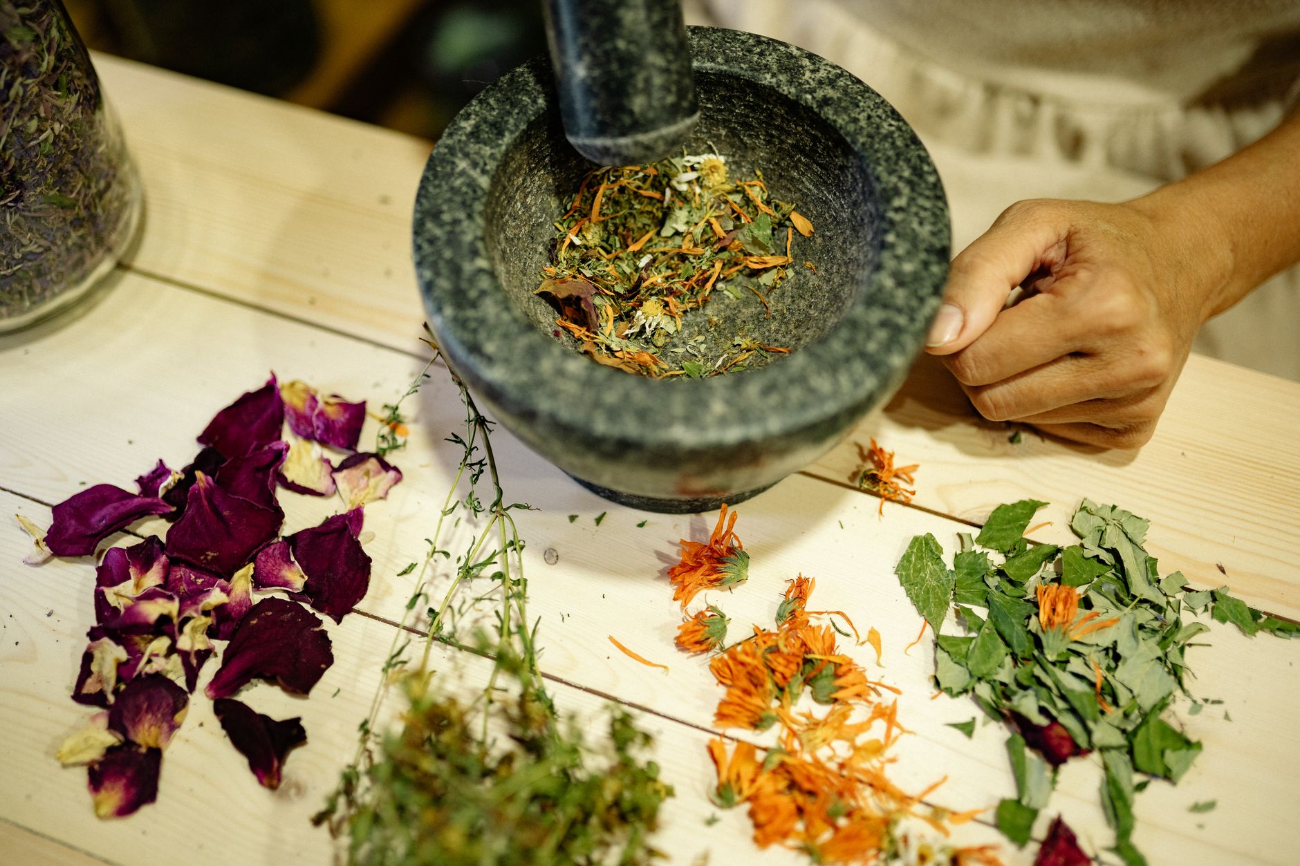 The Ultimate Guide to Thai Herbal Remedies for Your Wellness