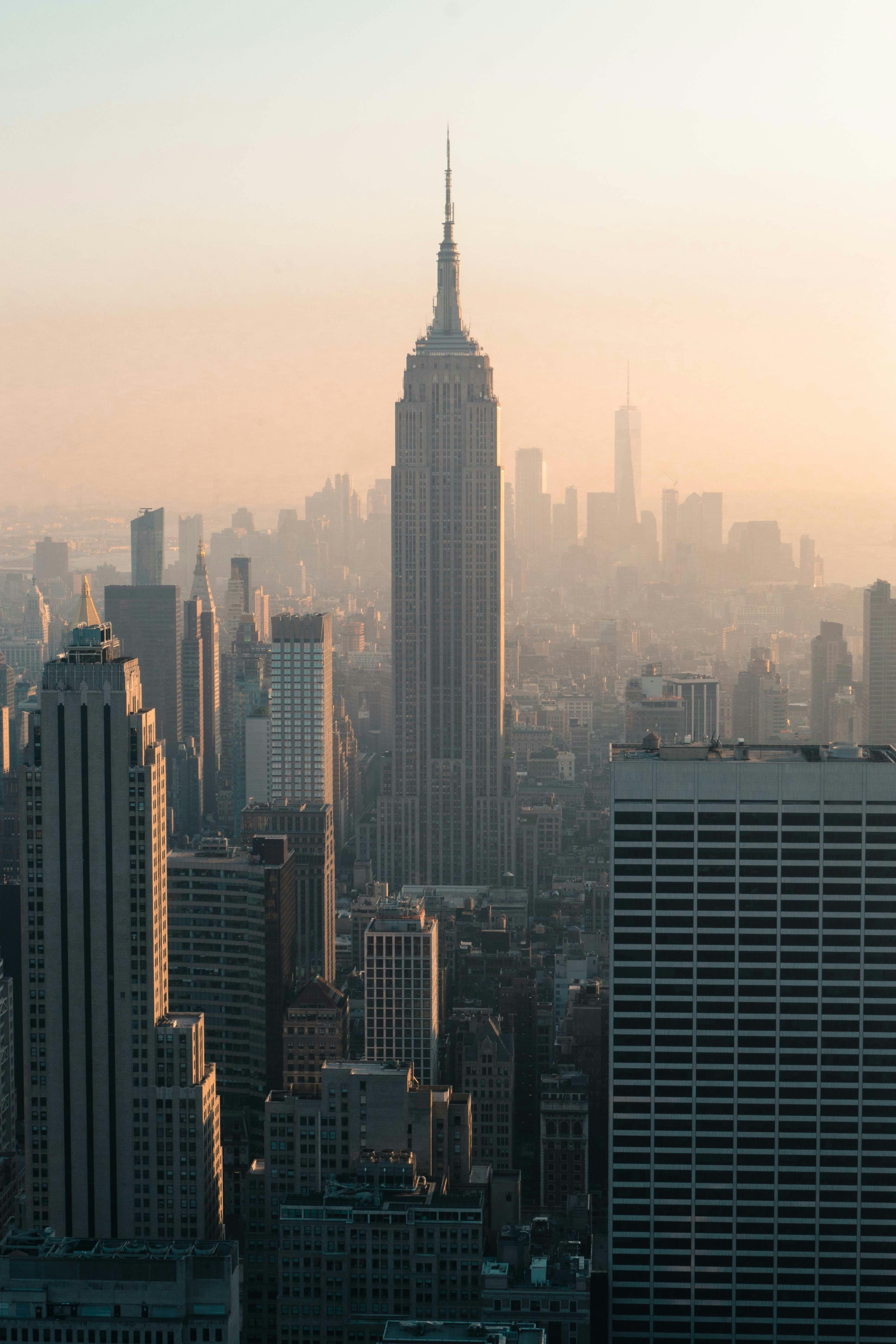 the empire state building in new york city