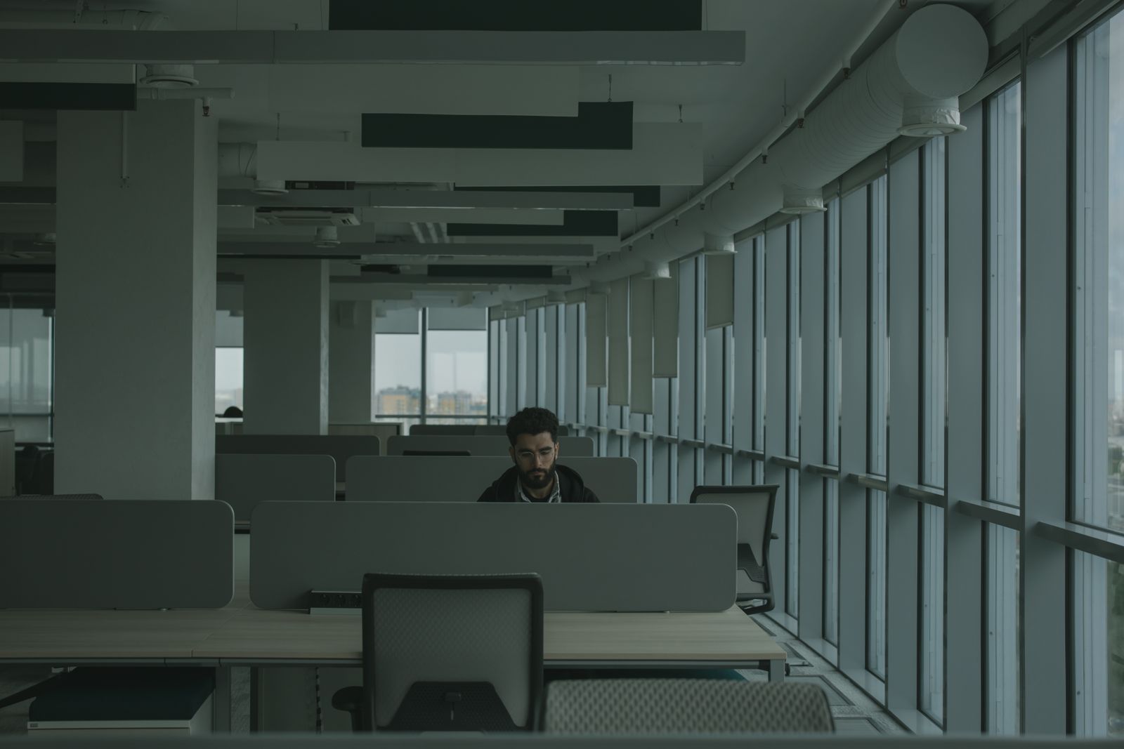 Loneliness at Work in the UAE: 5 Myths HR Should Drop
