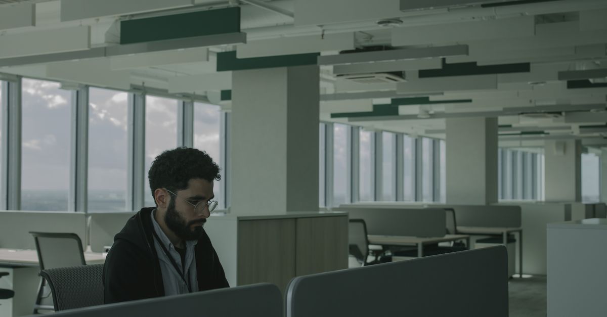 O Custo Invisível do Shadow IT: Até R$ 4,7 Milhões Perdidos Sem o CFO Saber