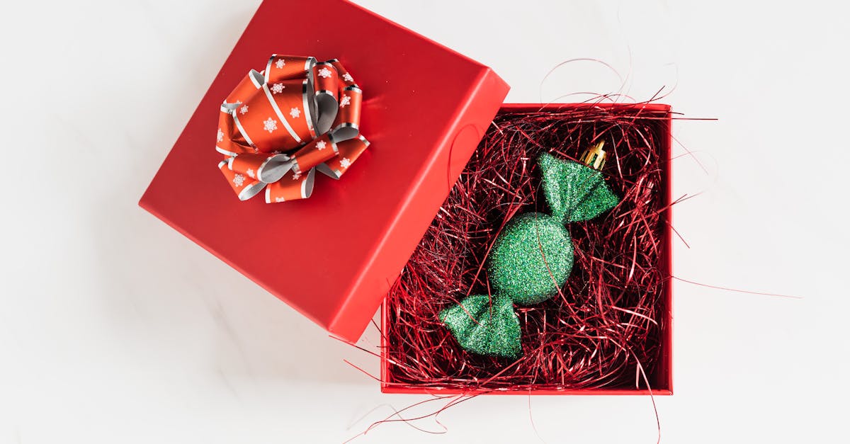 Valentine Penuh Cinta: Wujudkan Kado Berkesan untuk Orang Tua Tercinta Bersama Red Ribbon Gift!