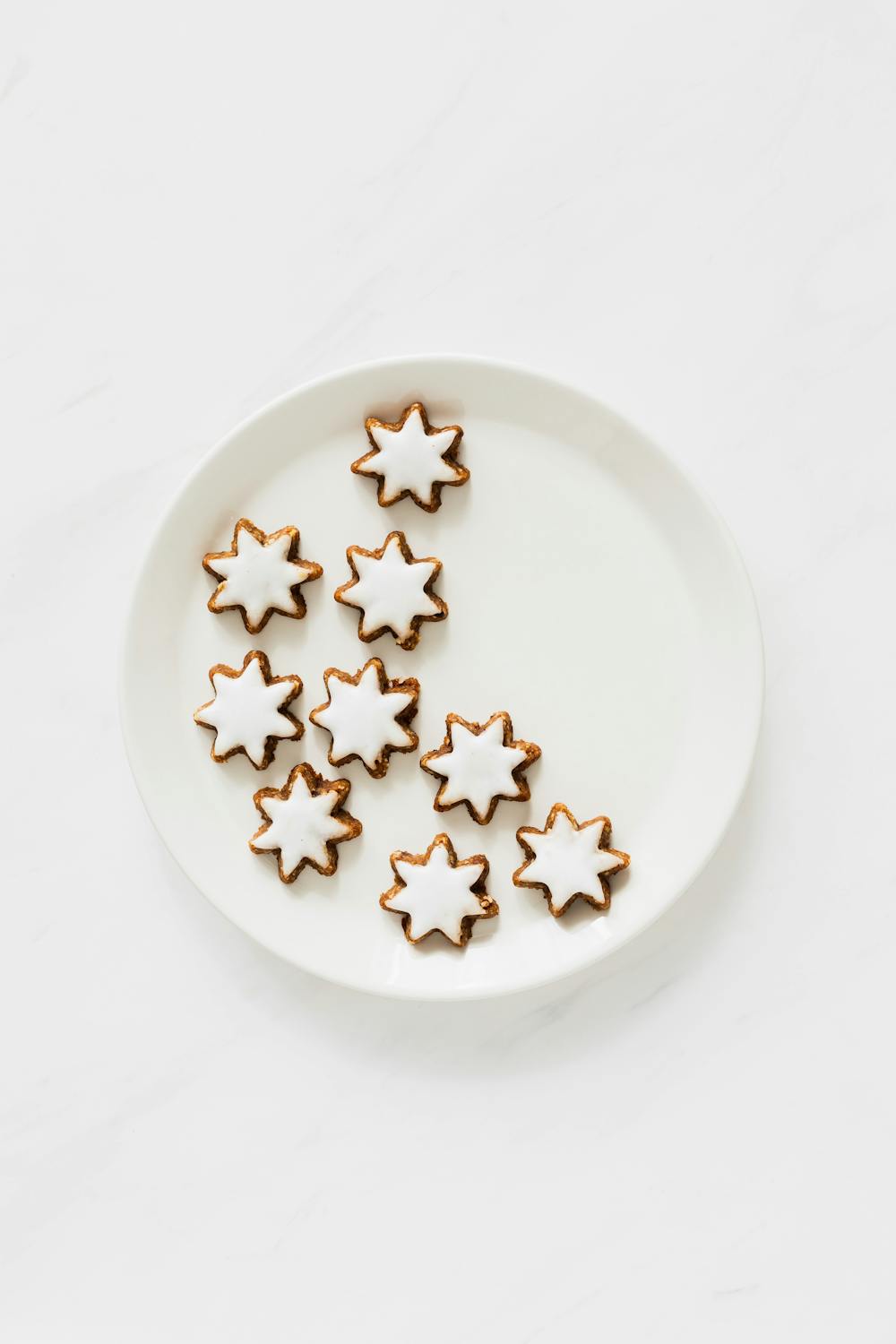 Gingerbread Cookies with Royal Icing