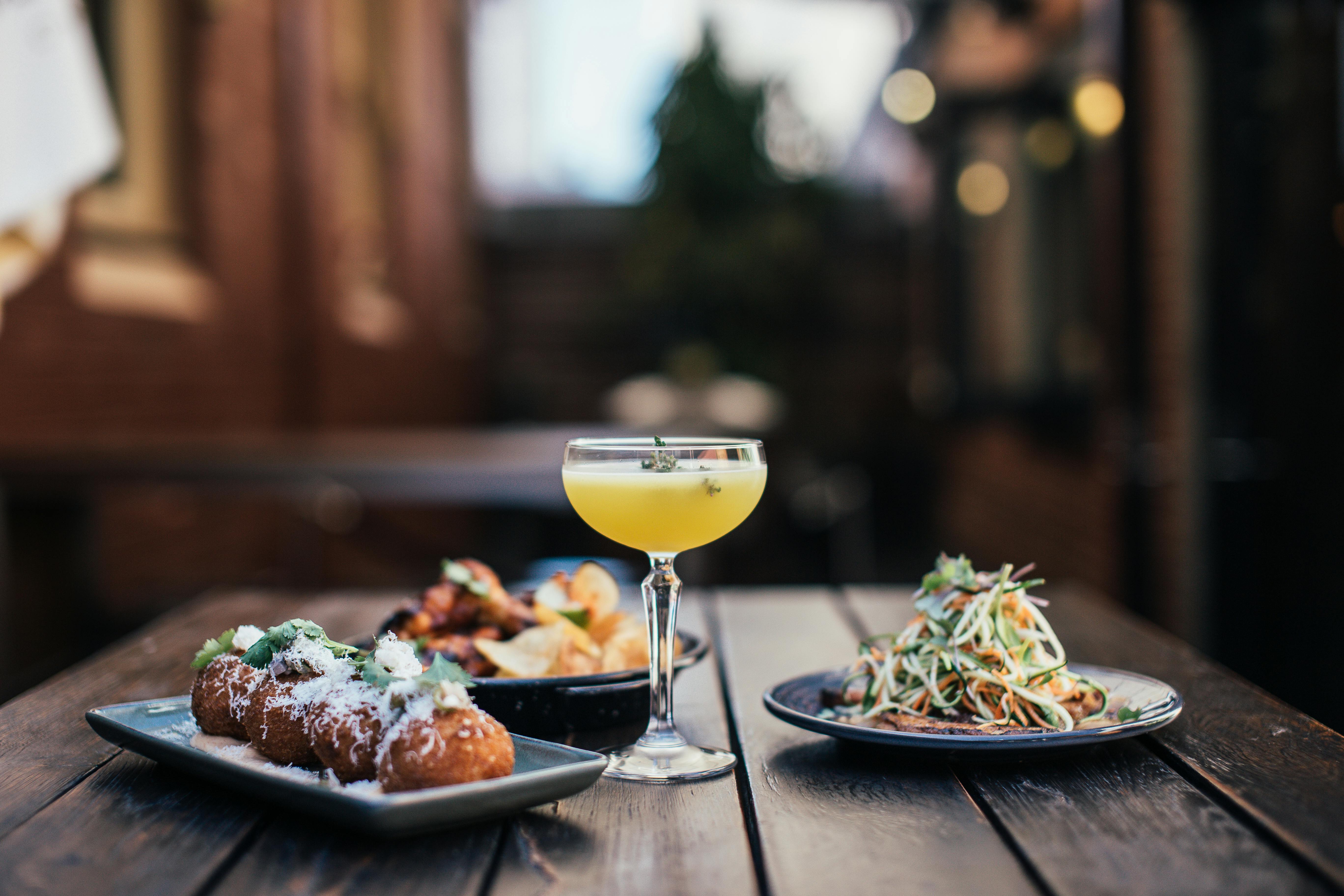 Free Tasty dishes with cocktail in cafe Stock Photo