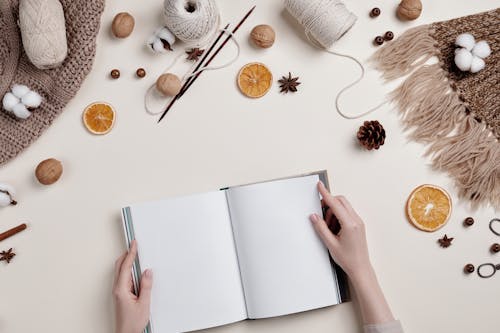 Fun DIY Crafts And Cozy Fall Décor Projects