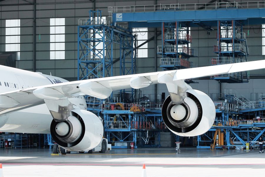 Aircraft Engines and Wing in Modern Docking Station