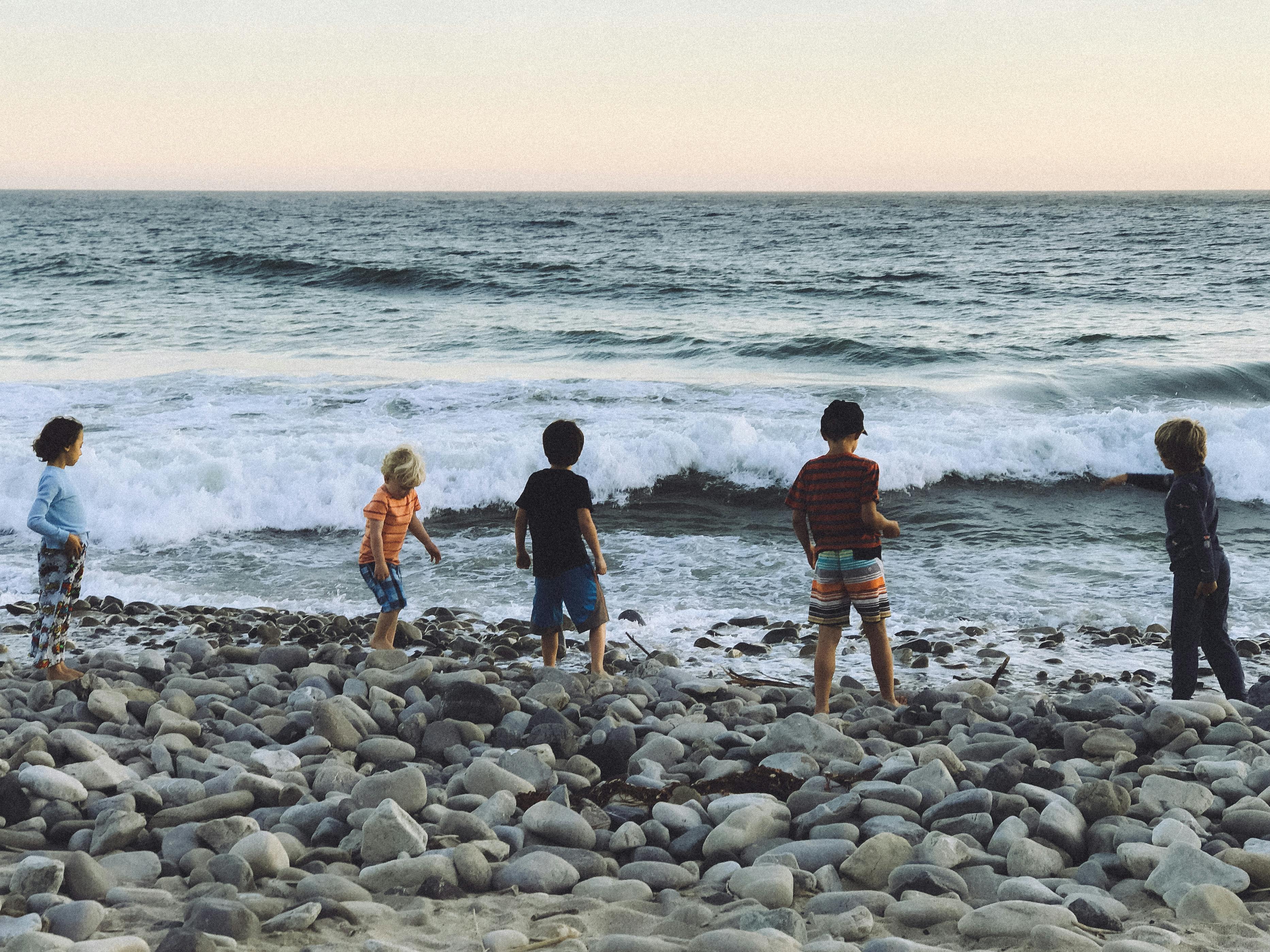 My 10 “Unconventional” Family Travel Rules After Making So Many Mistakes — Photo by Emma Elise on Pexels
