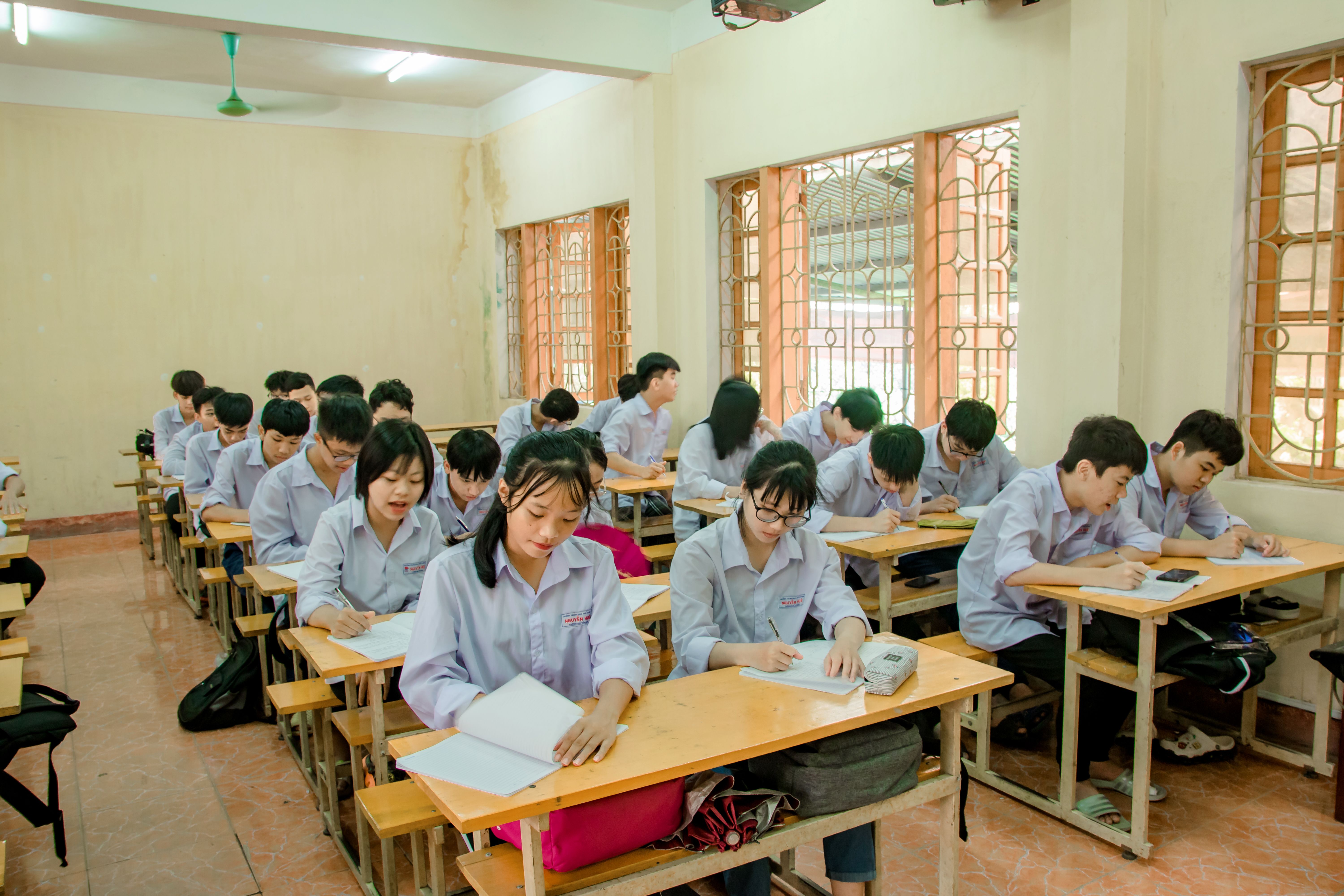 Học bổ túc THPT/GDTX - Cần thiết hay chỉ là giải pháp tạm thời trong hành trình học tập?