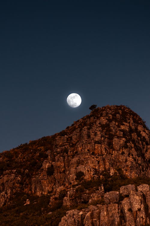 Free Rocky Mountain Under Full Moon Stock Photo