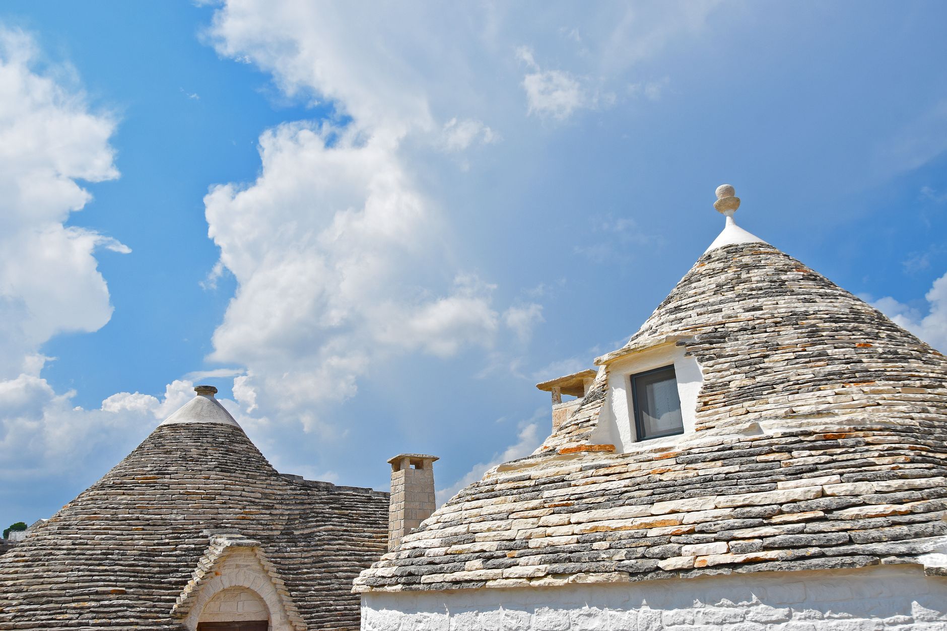 Desa Alberobello Italia: Jelajahi Keajaiban Rumah Trulli yang Unik di Jantung Puglia