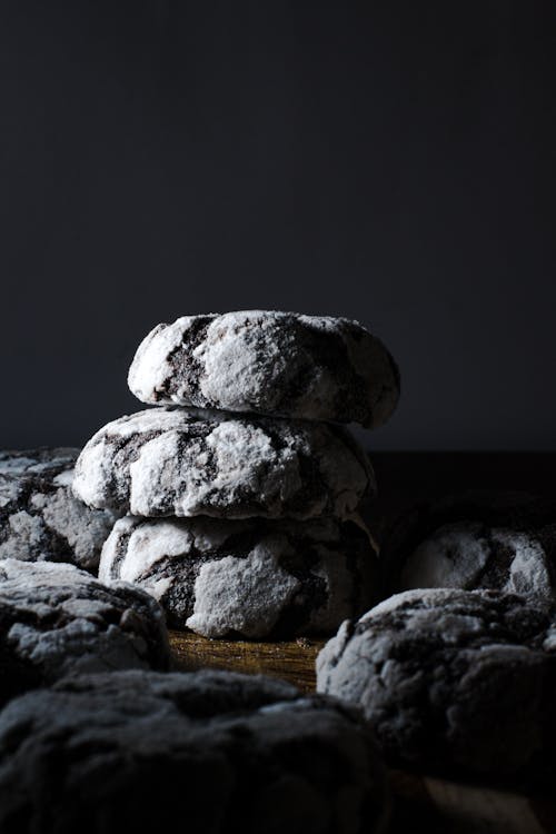 Free Chocolate Crinkle Cookies in Close-up Shot Stock Photo