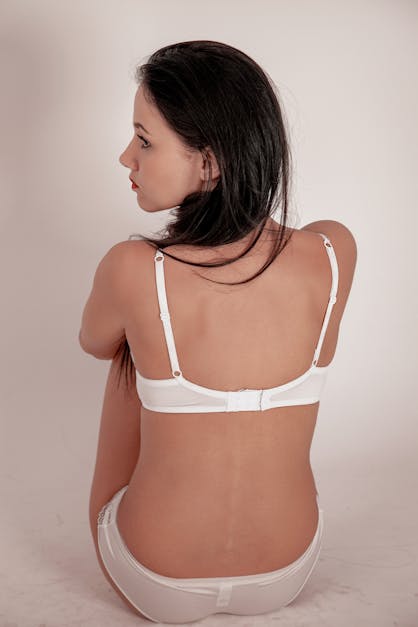 Womens bra hi-res stock photography and images - Page 4 - Alamy