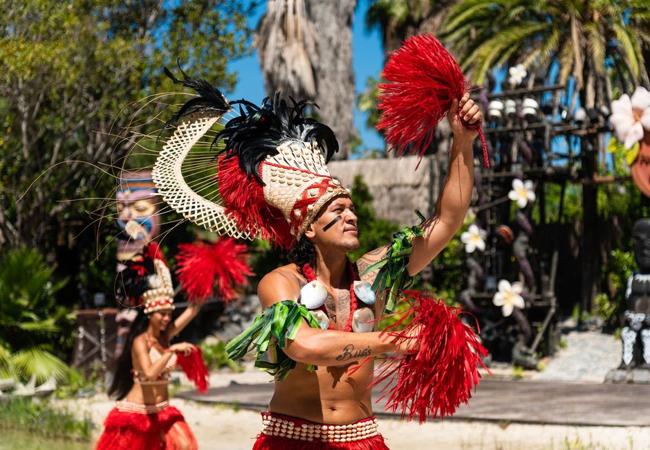 Ori Tahiti (Tahitian Dance)